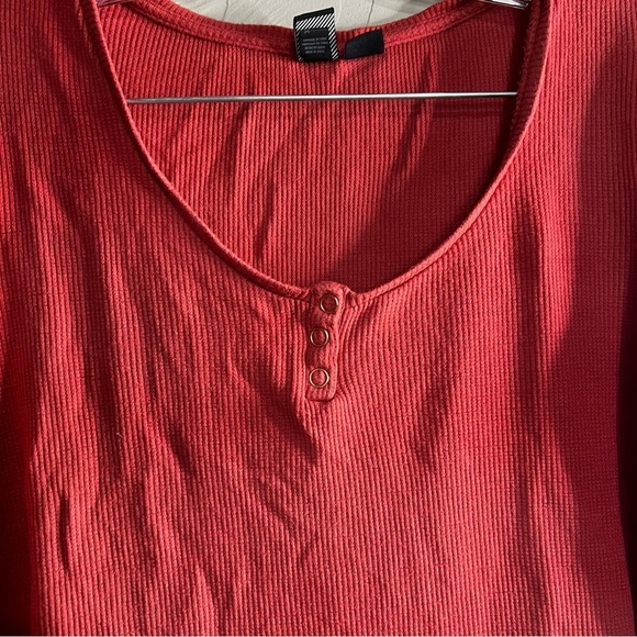 Volcom Women’s Lived In Lounge Orange Thermal Top - Picture 4 of 8